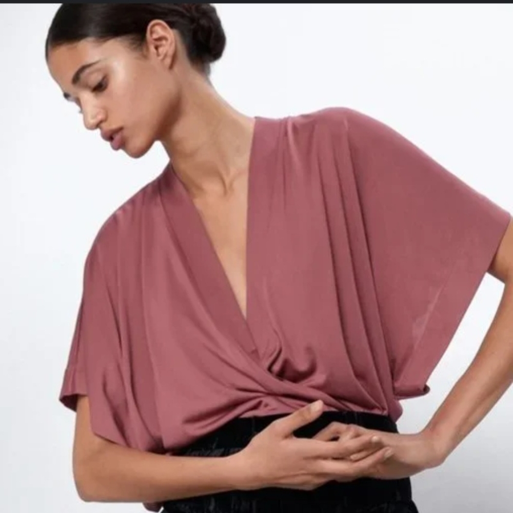 Elegant Zara Pink Mauve Cape Sleeve Bodysuit Blouse.